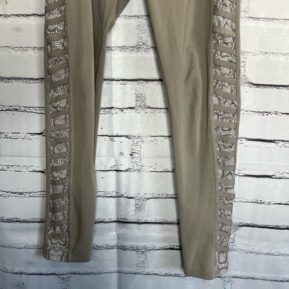 BSP Tan Ribbed Leggings Size L High-Waisted Stretchy Activewear Yoga Athletic - Picture 4 of 13